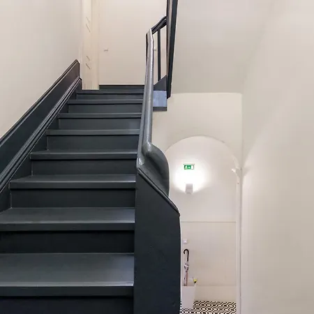 Formosa Flats Apartment