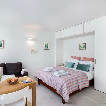 Апартаменты Formosa Flats